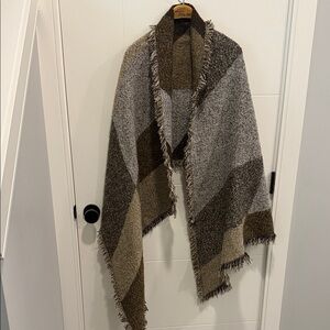 Nikola Cozy Multicolor Fringe Shawl one size fits all